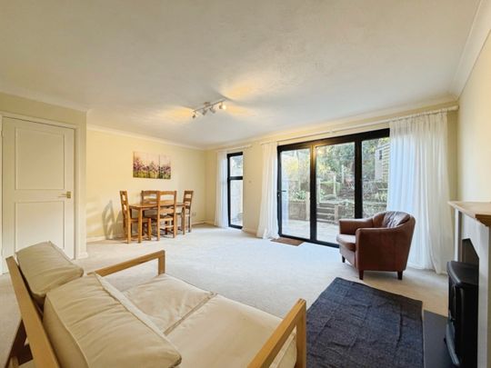 3 bedroom House To Let - Photo 1