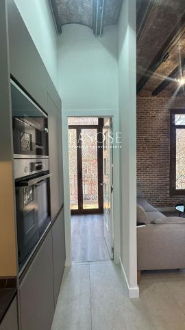Flat 61m² to rent in Sant Antoni, Barcelona - Photo 2
