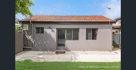 Modern Granny Flat - Photo 4