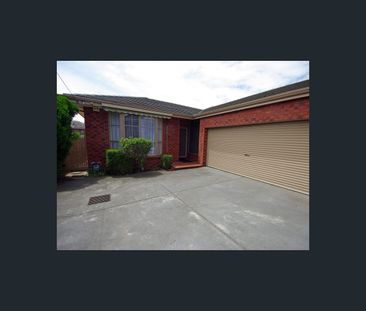 2/114 Wheatley Road, McKinnon, Vic 3204 - Photo 1
