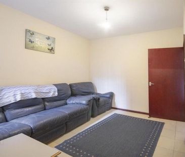 32 Carmel Street, Belfast, BT7 1QE - Photo 2
