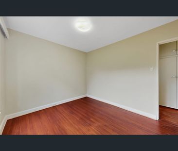 3/128 Park Street, Essendon, Vic 3040 - Photo 5