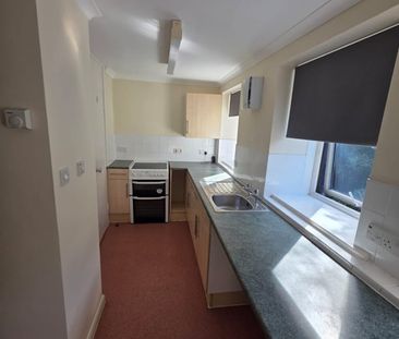 1 Bed Flat, Tyrell Court, SO18 - Photo 4