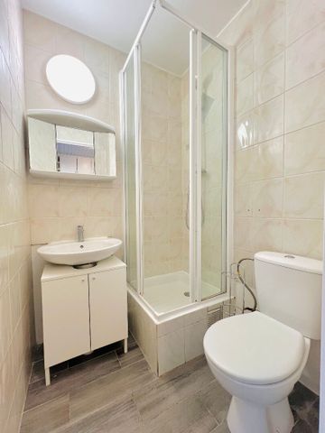 LE BLANC MESNIL - STUDIO AVEC BALCON ET CAVE - 15,65 m2 - Photo 2