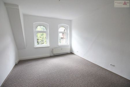 Große 2-Raum-Wohnung mit tollem Blick über Aue - Foto 3