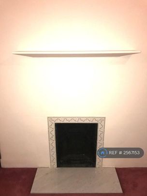 5 bedroom detached house to rent - Photo 1