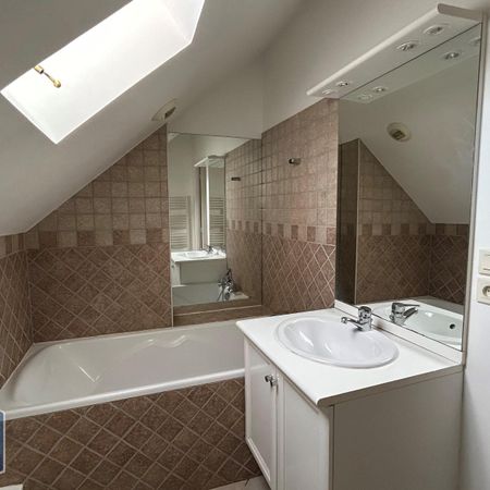 Location Appartement 2 pièces 45m² BLOIS 41000 - Photo 3