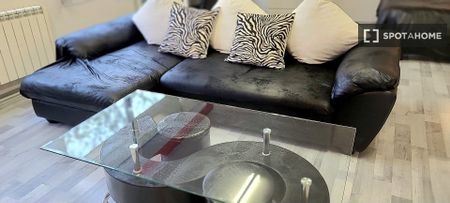 barcelona, Catalonia 08018 - Photo 3