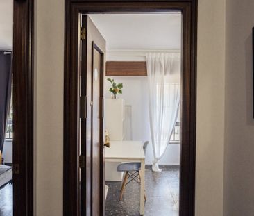 Carrer de Jaume Roig, Valencia, Valencian Community 46010 - Photo 6