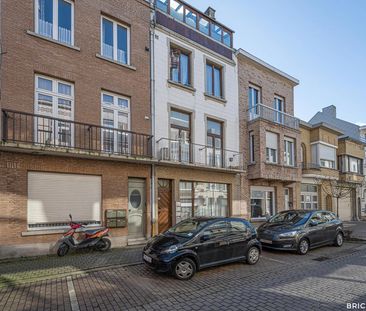 Huis met 6 slaapkamers - Photo 1