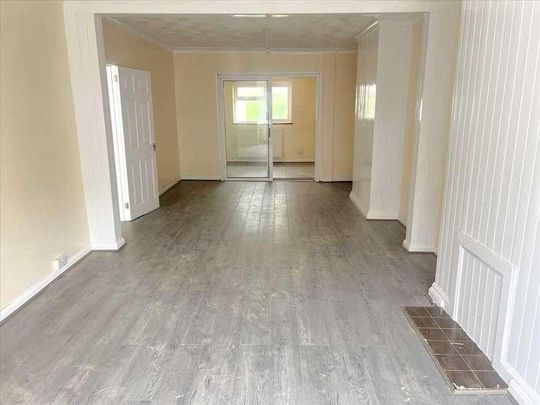 Waterton Avenue, Gravesend, DA12 - Photo 1