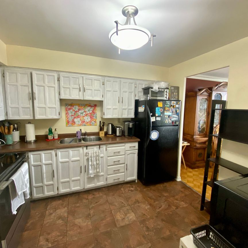 For Lease - 3555 Bathurst Street Unit# 608, Toronto, Ontario - Photo 1