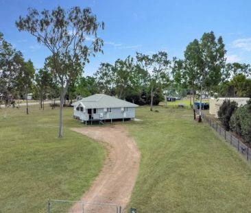 Charming and Rural - Photo 5