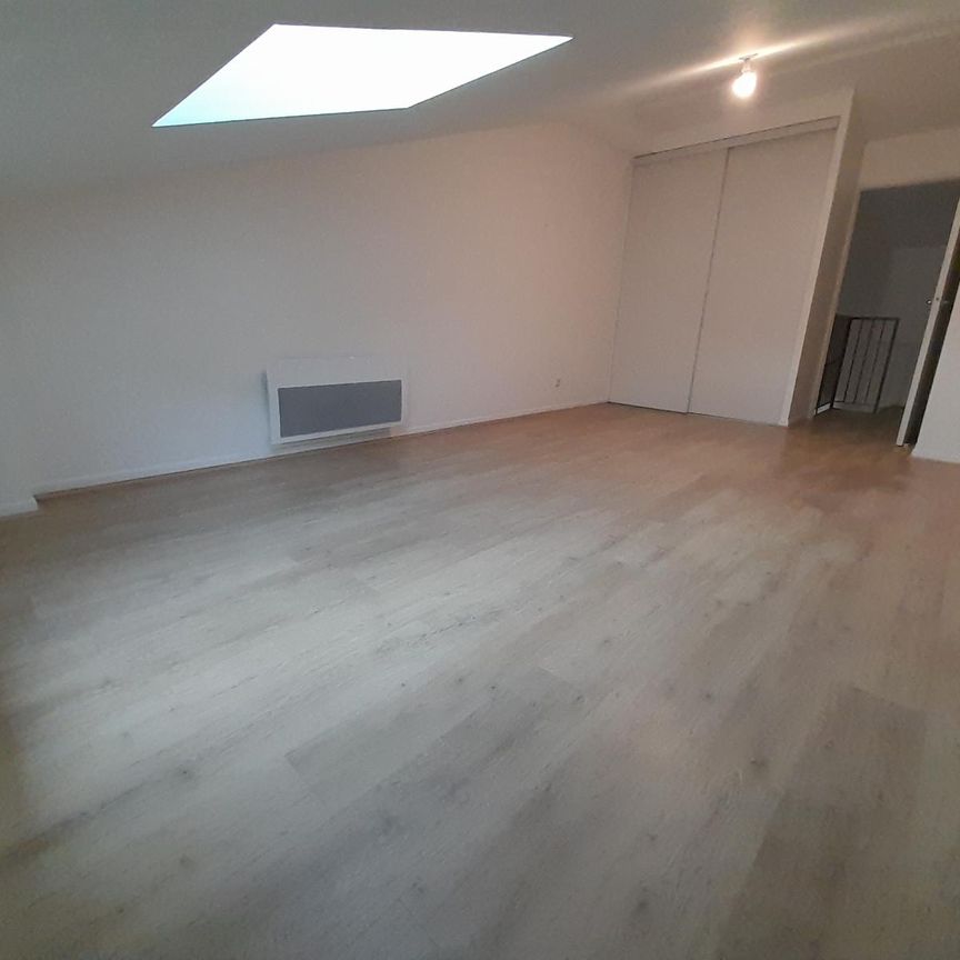 Location Appartement 4 pièces 110m² TRIE SUR BAISE 65220 - Photo 1