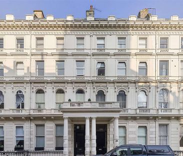 A superb two bedroom apartment in a period building at Lancaster Ga... - Photo 2