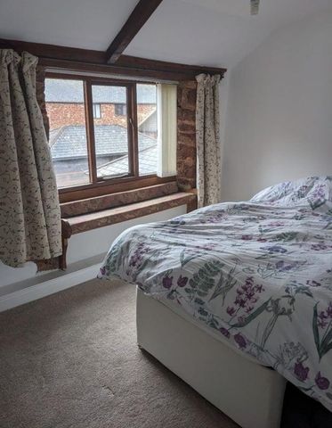 2 bedroom terraced house to rent - Photo 4