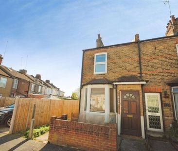 West Watford - Photo 6