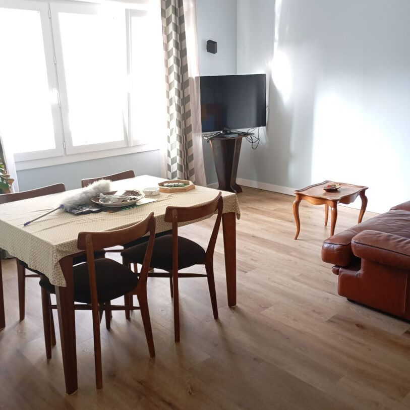 Location Appartement 3 pièces 66m² - Photo 1