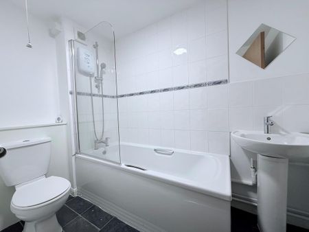 2 bedroom flat to rent - Photo 5