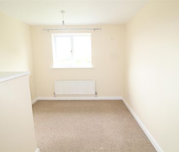 8 Pantulf Road, Shrewsbury, SY4 5LT - Photo 4