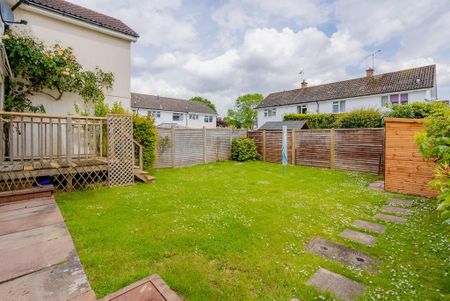 3 bedroom semi-detached house to rent - Photo 3