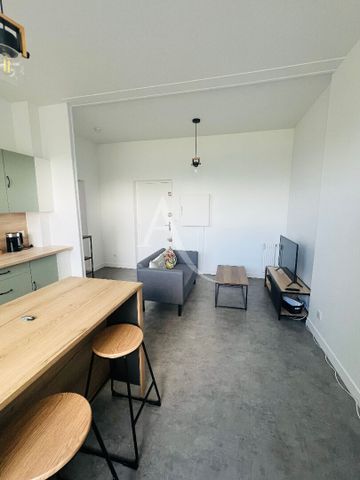 Location Appartement 2 pièces 40m² - Photo 2