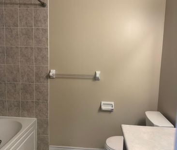 For Lease - 294 Pine Avenue, Oshawa, Ontario - Photo 1