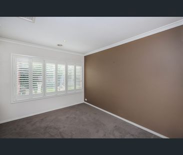 6 Waterhaven Boulevard, Point Cook, Vic 3030 - Photo 6