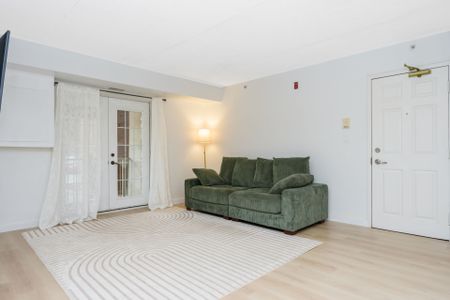 For Lease - 4025 Kilmer Drive Unit# 108, Burlington, Ontario - Photo 3