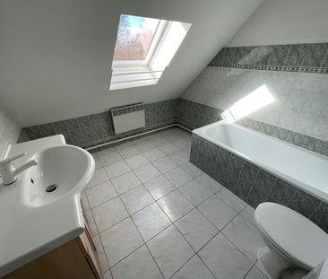Location Maison 5 pièces 96m² ARMENTIERES 59280 - Photo 6