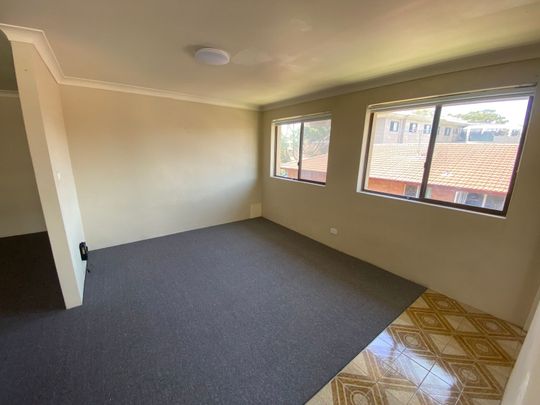 17/6 Ruby Street, 2163, Carramar Nsw - Photo 1