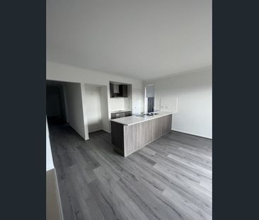 Beautiful Brand New Home! - Photo 2