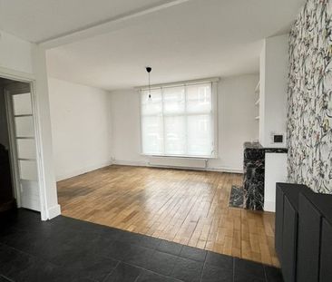 Location Maison 6 pièces 128m² MARCQ EN BAROEUL 59700 - Photo 2