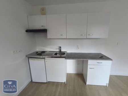 Location Appartement 1 pièce 28m² CORBEIL ESSONNES 91100 - Photo 3