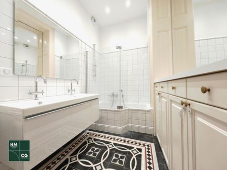 Location Appartement 4 pièces 92m² STRASBOURG 67000 - Photo 3