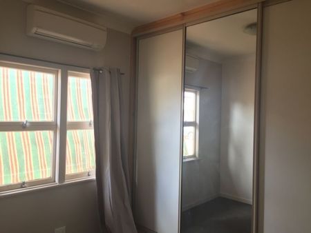 Spacious Family Home in Prime Harristown Location - Photo 2