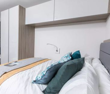 Studio Medium - Photo 5