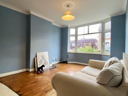3 bedroom property to rent - Photo 3
