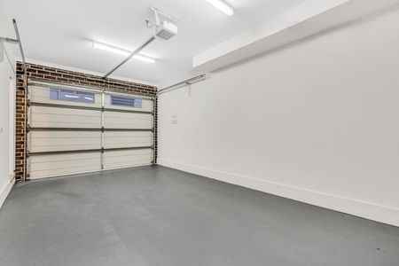 Preston's Best at Your Doorstep - Brilliant Location, Stylish Space - Photo 4