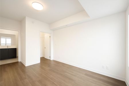 For Lease - 56 Lakeside Terrace Unit# 906, Barrie, Ontario - Photo 3
