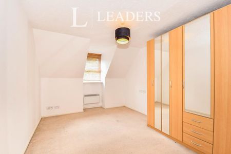 1 bedroom flat to rent - Photo 3