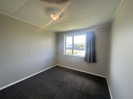 16 McLean Street,Hawera - Photo 3