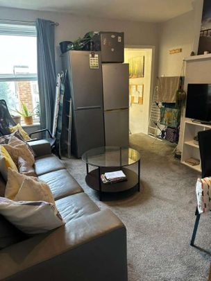 Springfield Road, Guildford, Surrey, GU1 - Photo 1