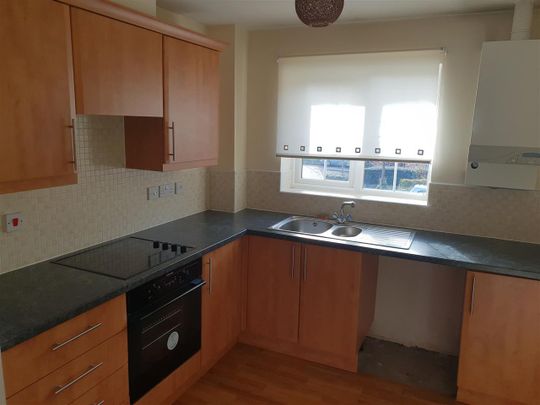 2 Beds - Apartment - - Photo 1
