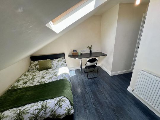 4 bedroom house share to rent - Photo 1