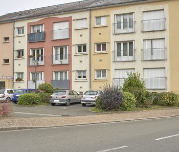 Appartement LA CHARTRE SUR LE LOIR T3 - Photo 1