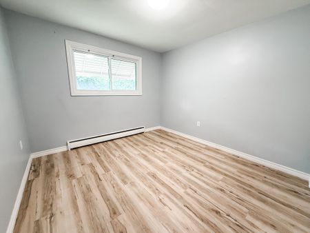 For Lease - 342 Kiwanis Park Drive Unit# 1, London East, Ontario - Photo 2