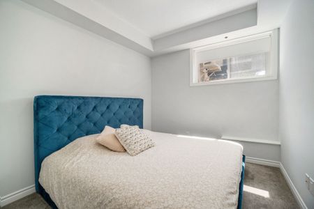 For Lease - 577 Takamose Private, Manor Park - Cardinal Glen and Area, Ontario - Photo 5