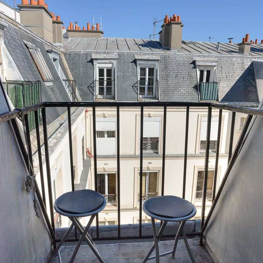 Logement à Paris, Location meublée - Studio T1 - Gare Saint Lazare (PA-3226) - Photo 1