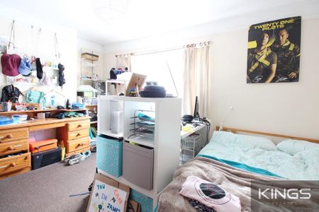 3 bedroom terraced house to rent - Photo 4